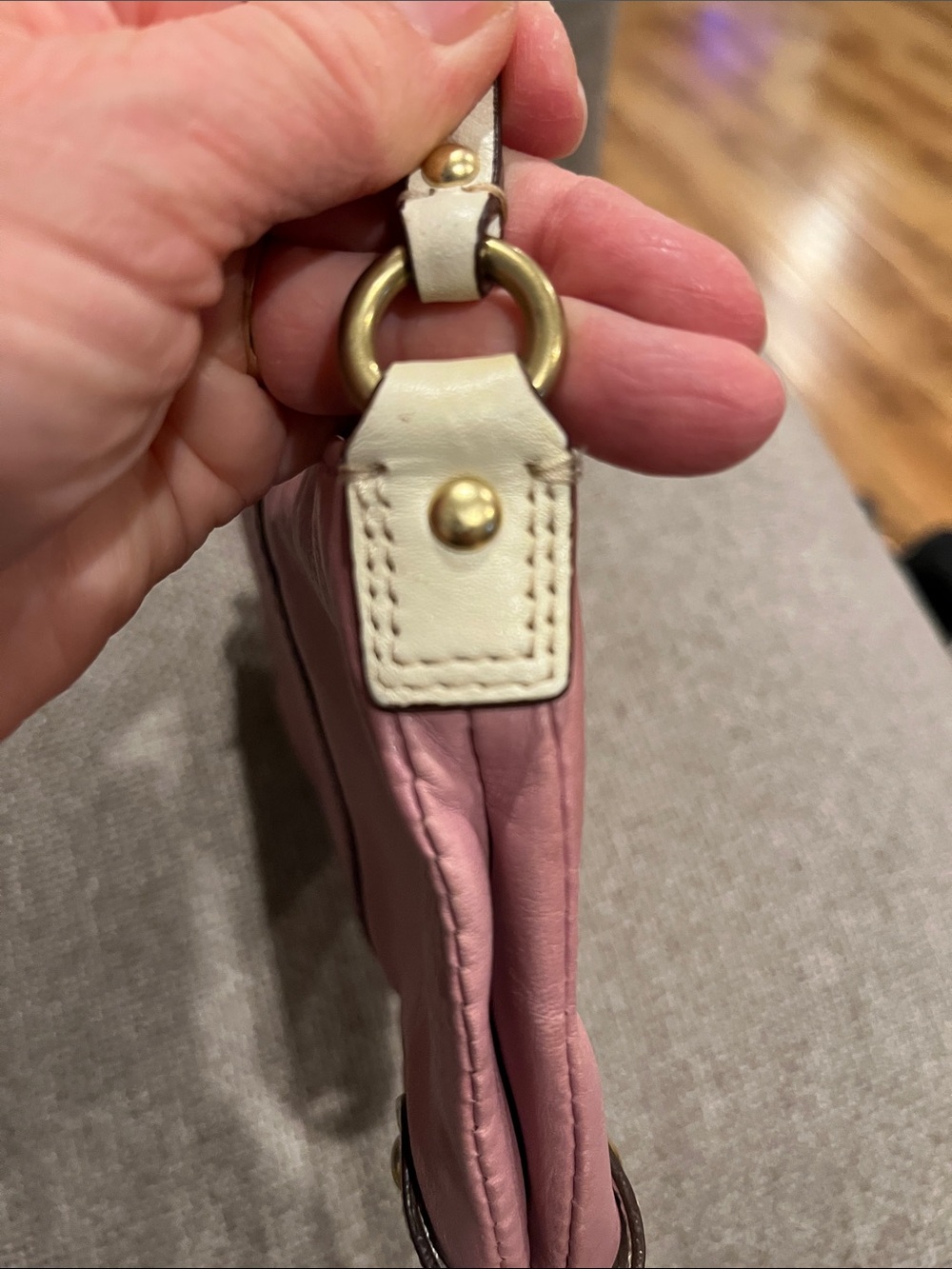 Coach leather purse  *please read description and look at pictures* - Picture 9 of 12